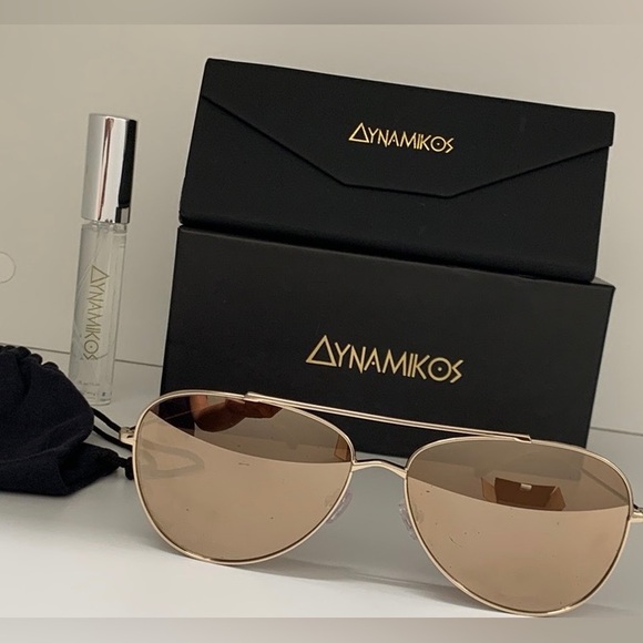 Dynamikos Classic Aviator Oracle 2.0 in Shiny Gold. Polarized. Comes w/ case, et - Picture 1 of 5